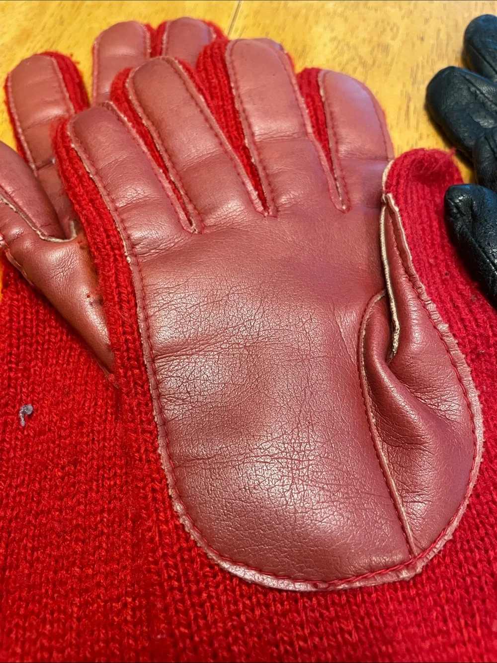 Women’s Fownes Leather & Unbranded Knit Gloves - Red and Black